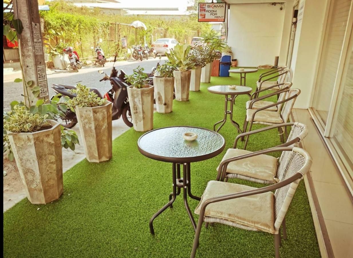 โรงแรม Skama Residency