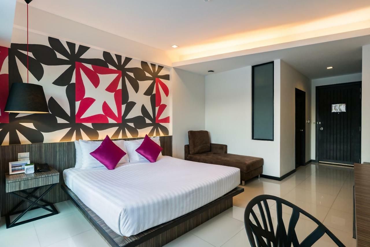 J โรงแรม Pattaya