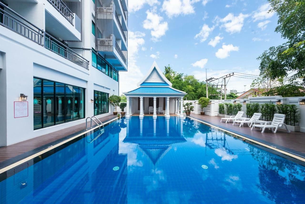 โรงแรม Mylin 5*