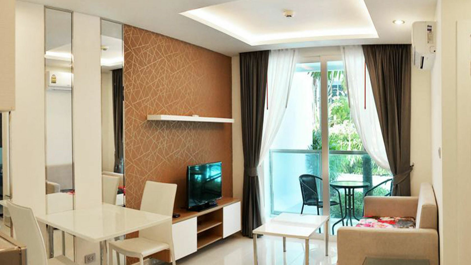 Amazon Jomtien อพาร์ทเม้น Pattaya