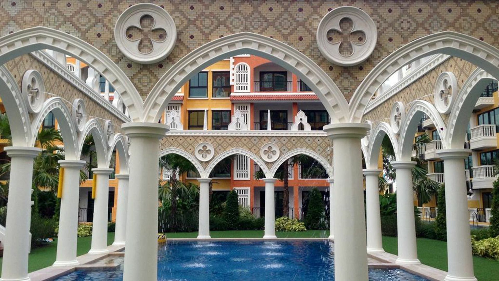 โรงแรม Venetian Signature