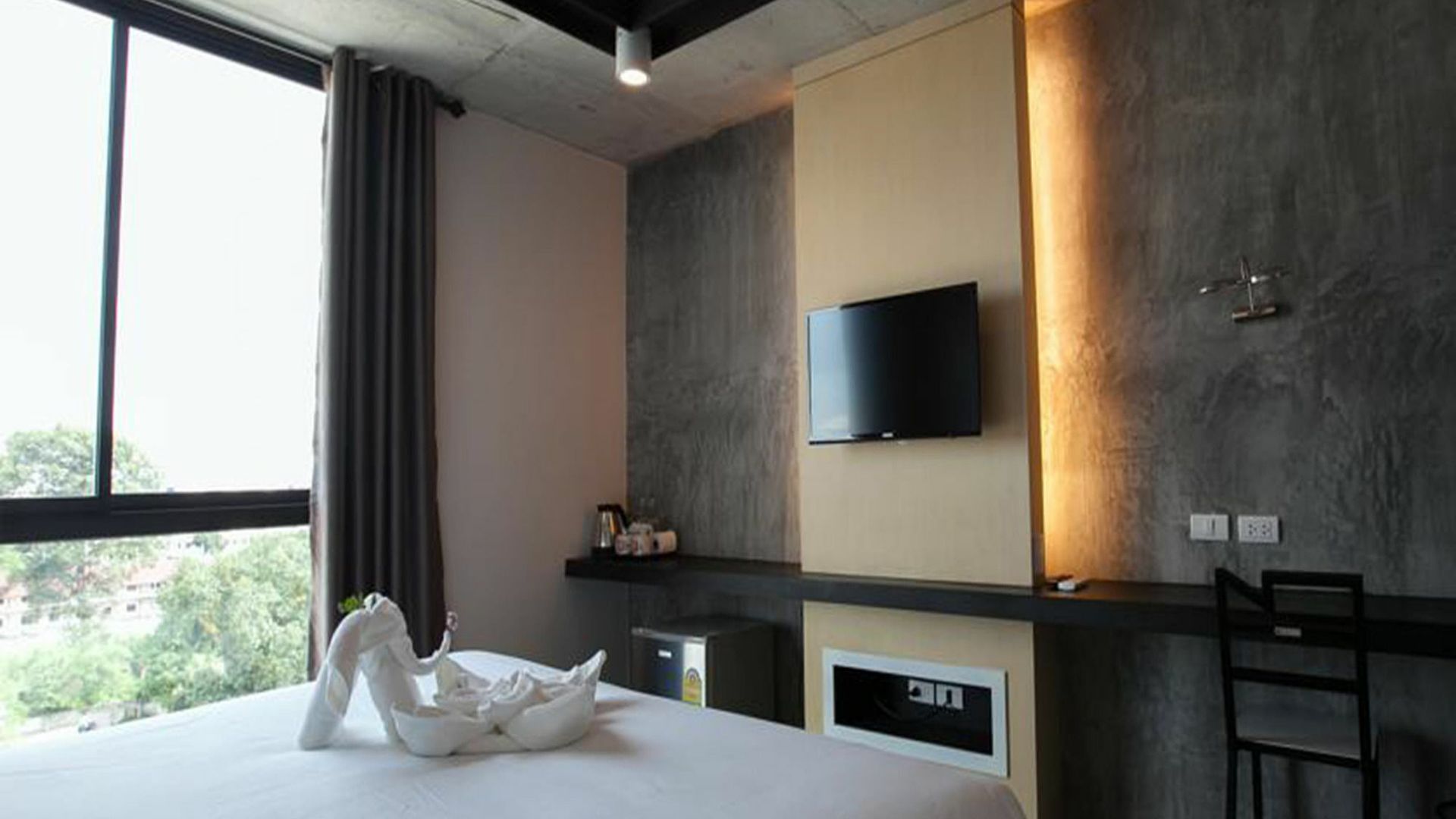 โรงแรม B2 South 3*