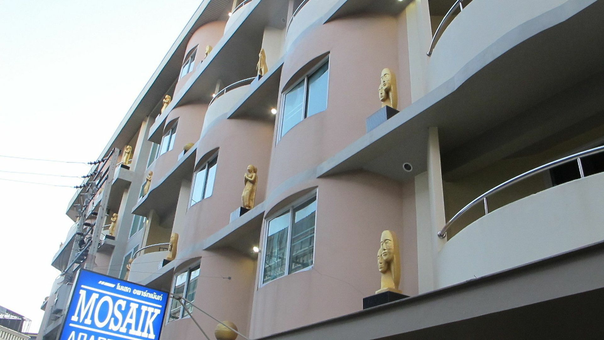 Mosaik อพาร์ตโฮเทล Pattaya