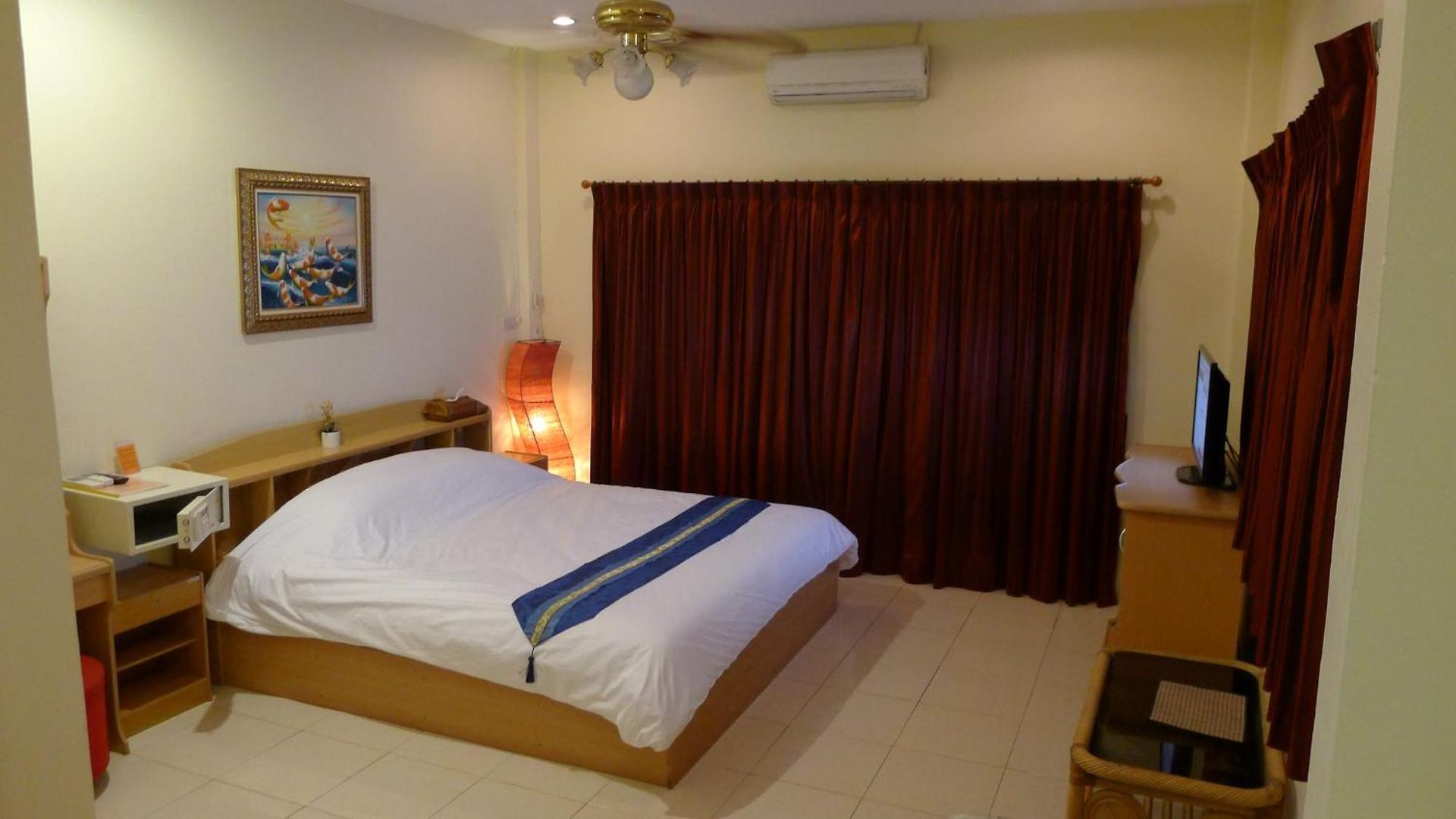 เมโทร บ้านพัก 2*