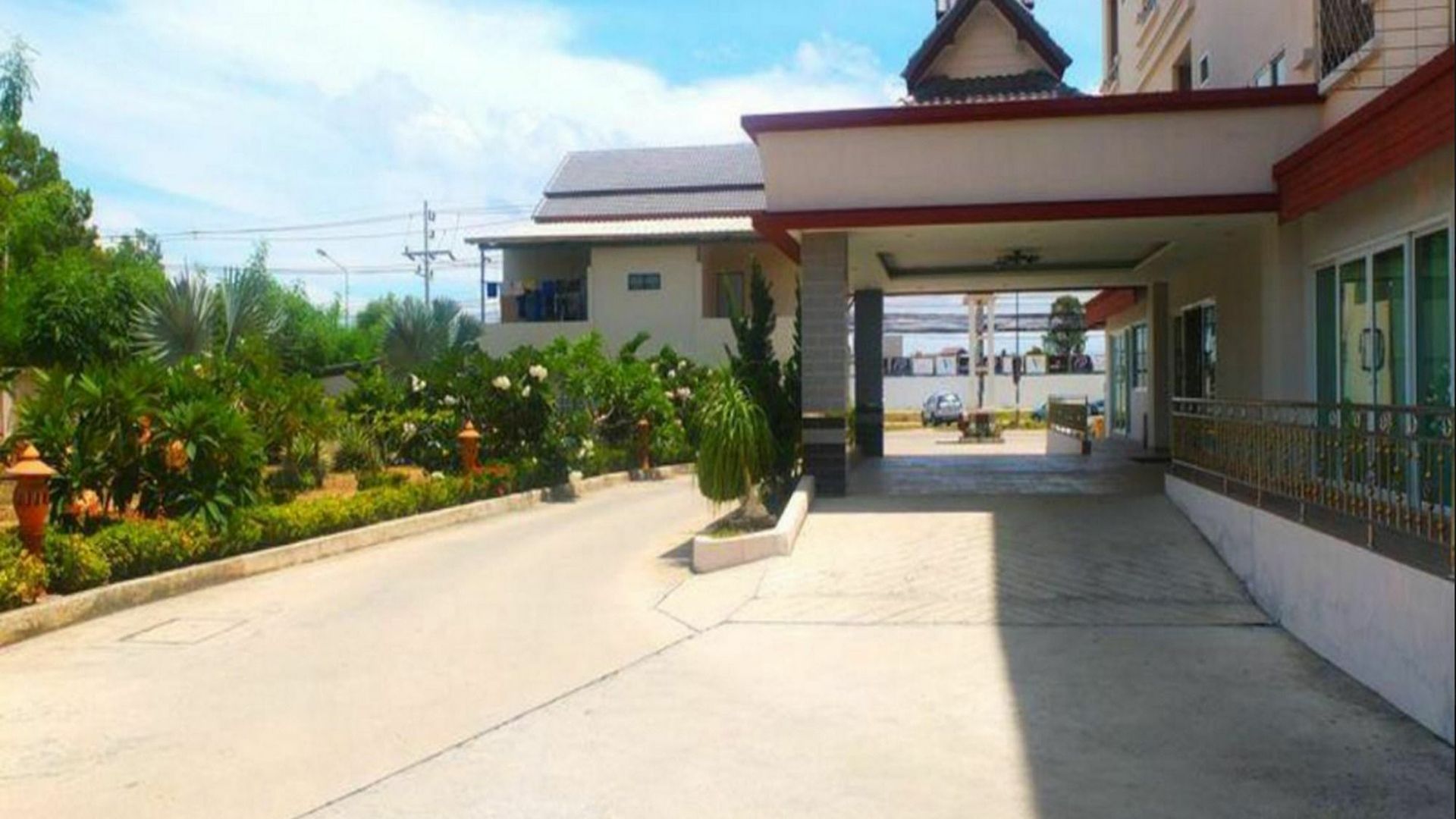 Lk Pavilion Executive Serviced โรงแรม