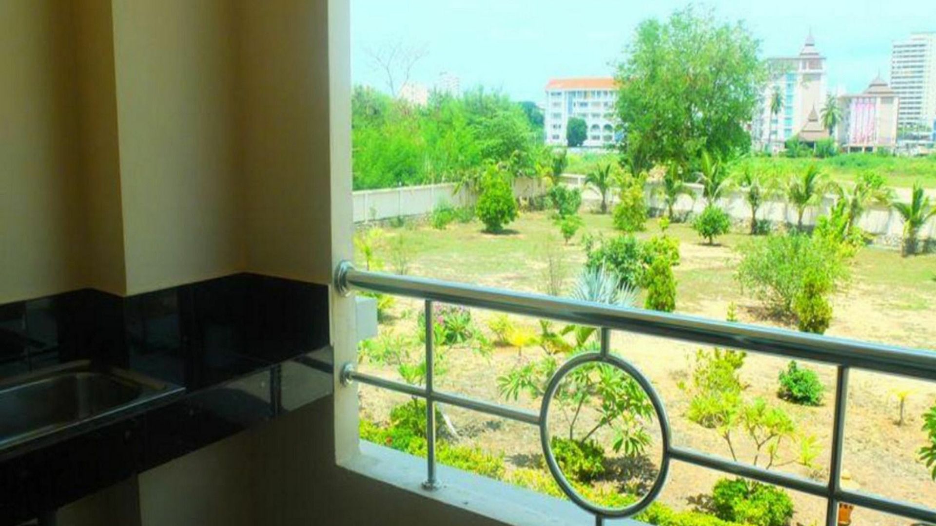 Lk Pavilion Executive Serviced 2*