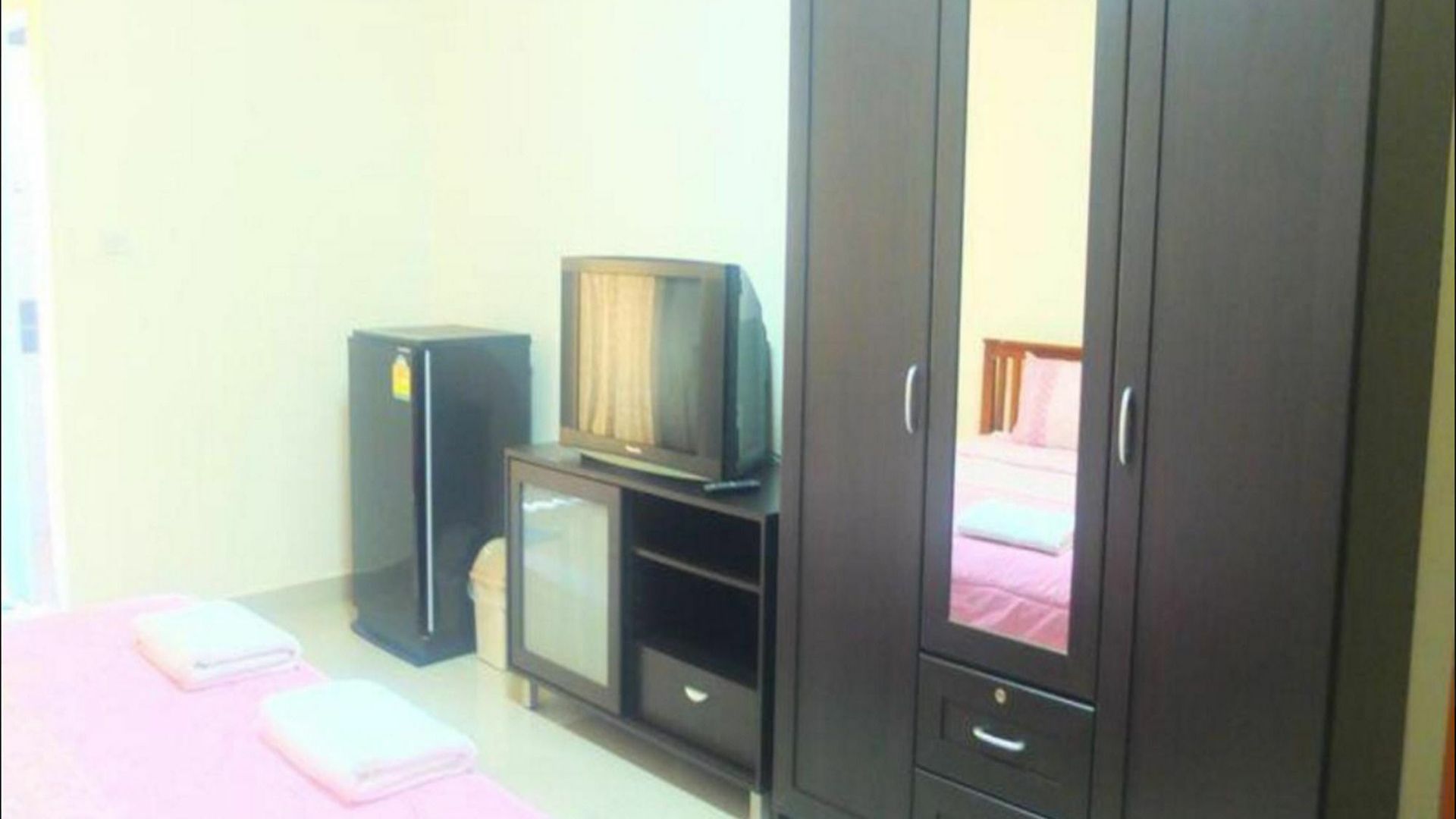 โรงแรม Lk Pavilion Executive Serviced 2*