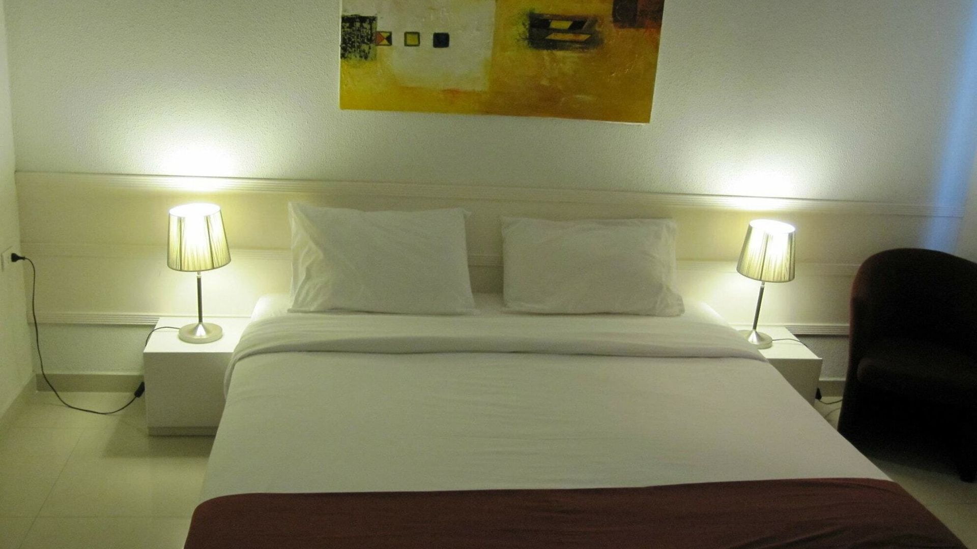 เวสเทอรี่ ฮิลล์ พัทยา โรงแรม 2*