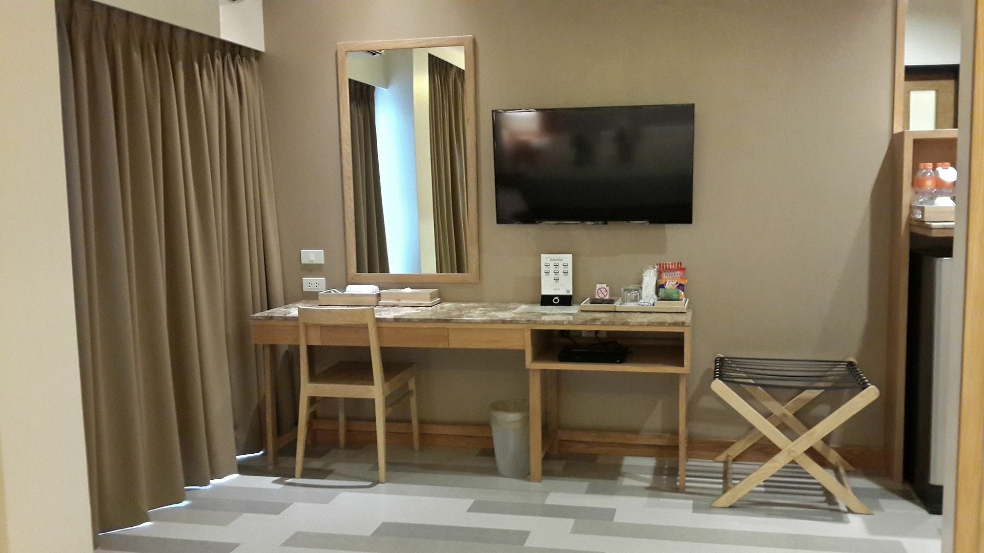 โรงแรม W14