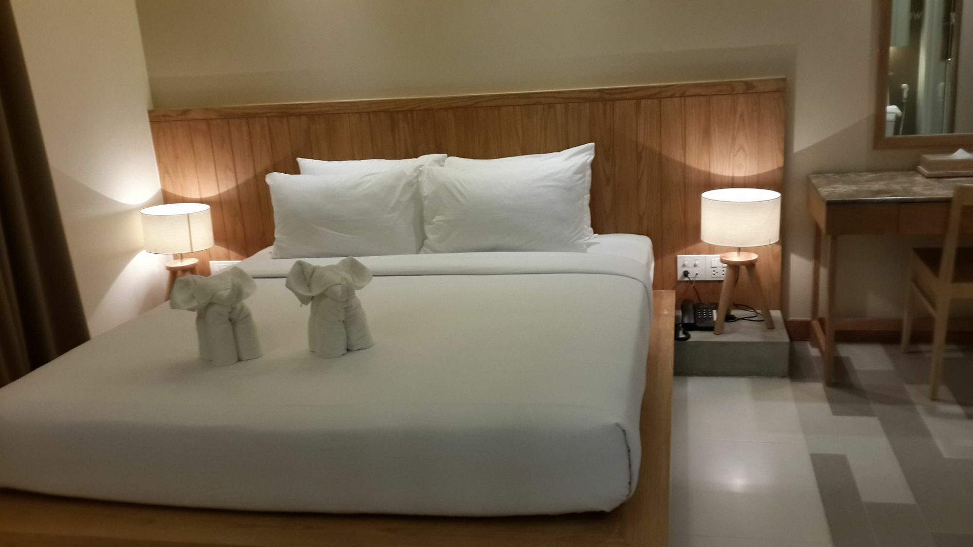 โรงแรม W14 3*