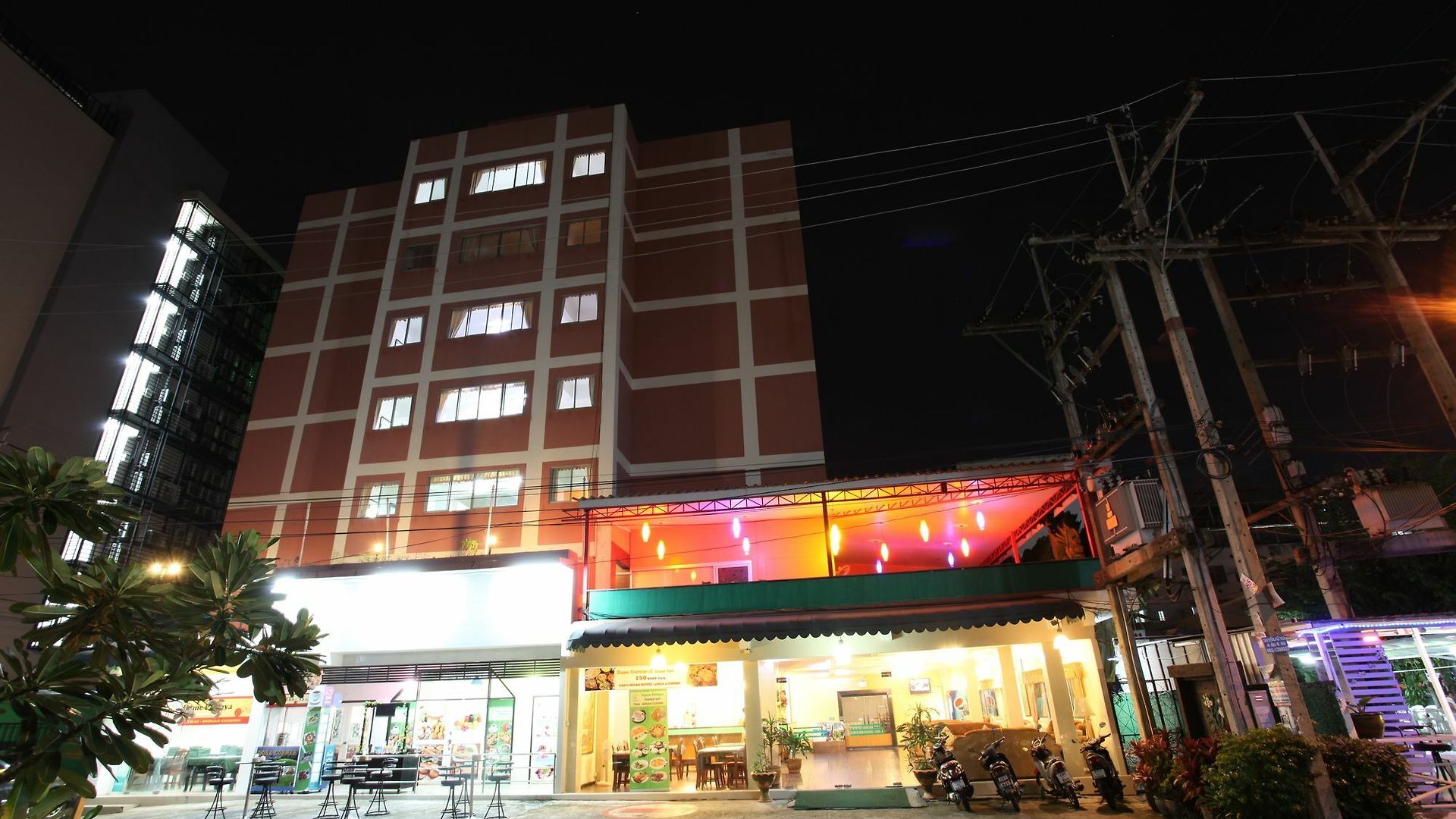 โรงแรมโฮม พัทยา โรงแรม