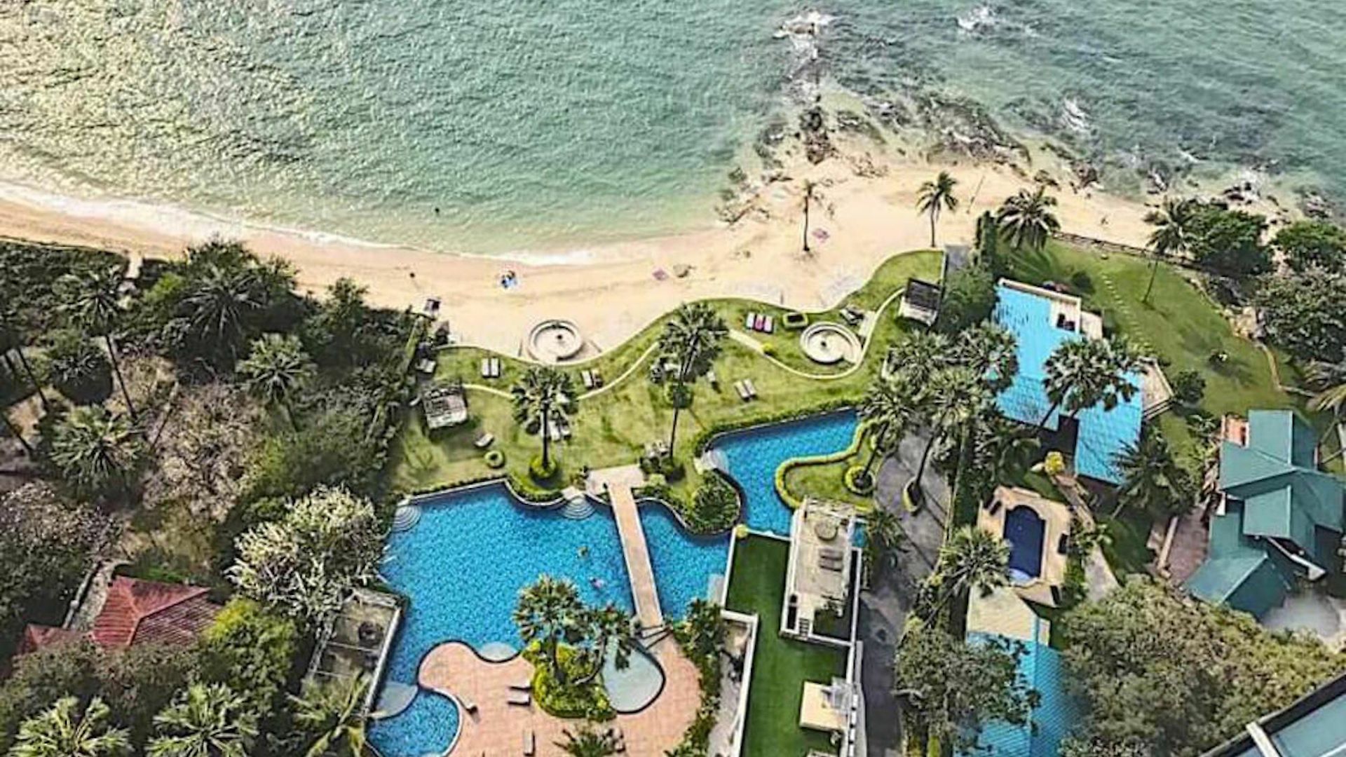 The Palm Wongamat อพาร์ทเม้น *