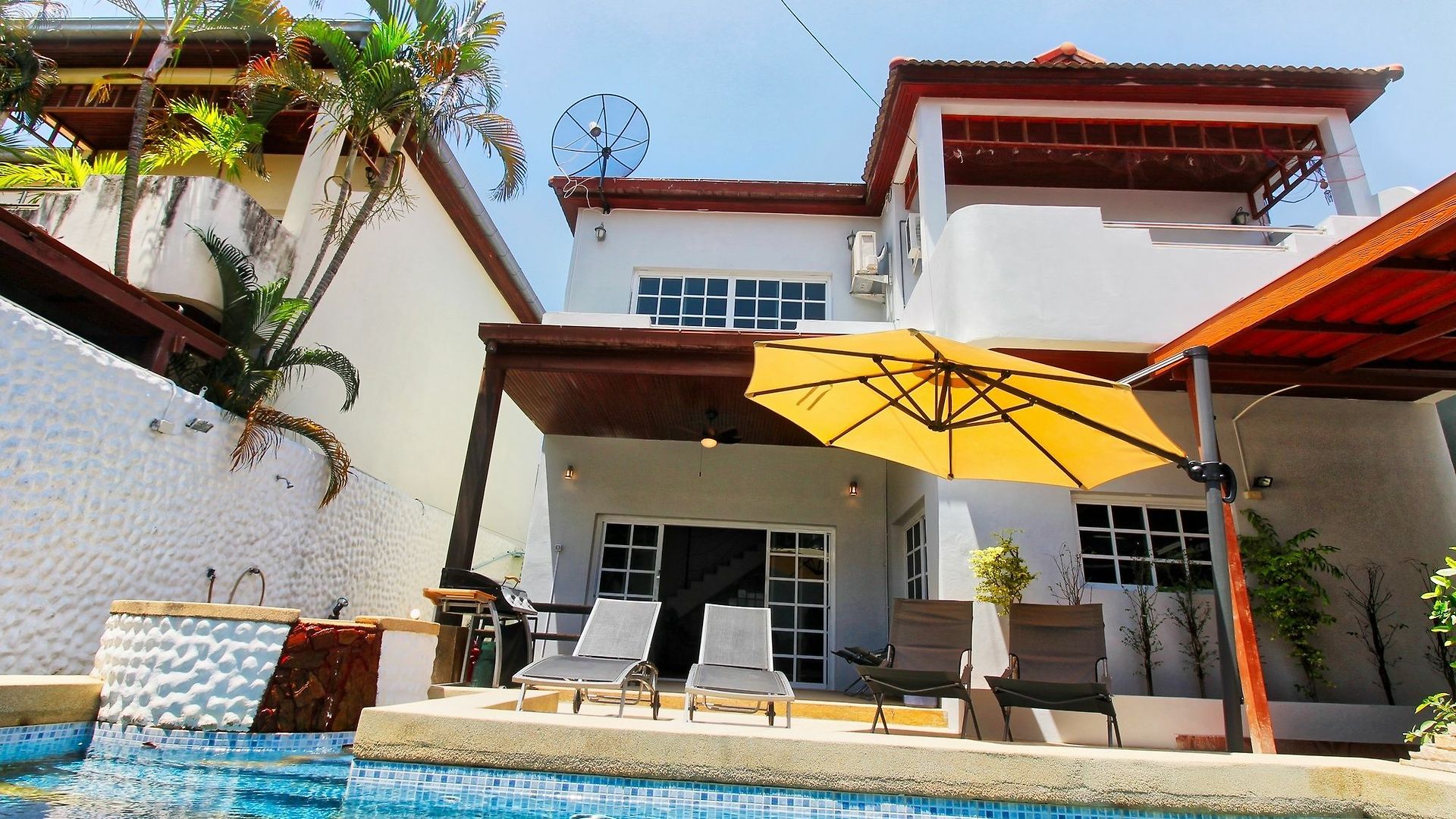 Grande Adam Private Pool วิลล่า