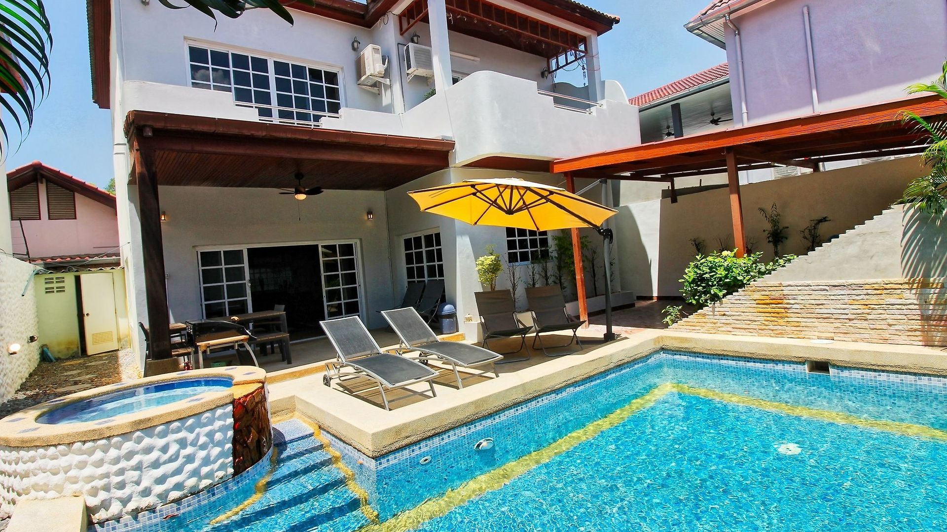 วิลล่า Grande Adam Private Pool Pattaya