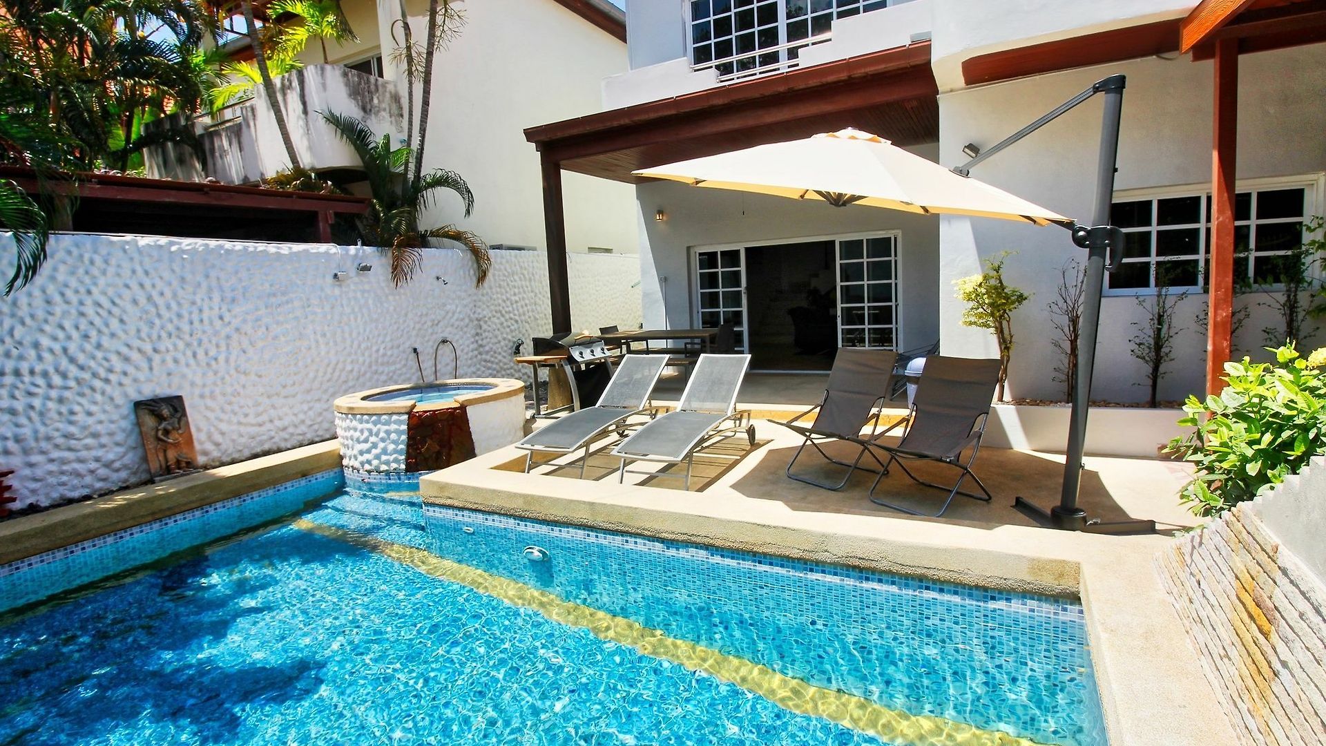 Grande Adam Private Pool วิลล่า *