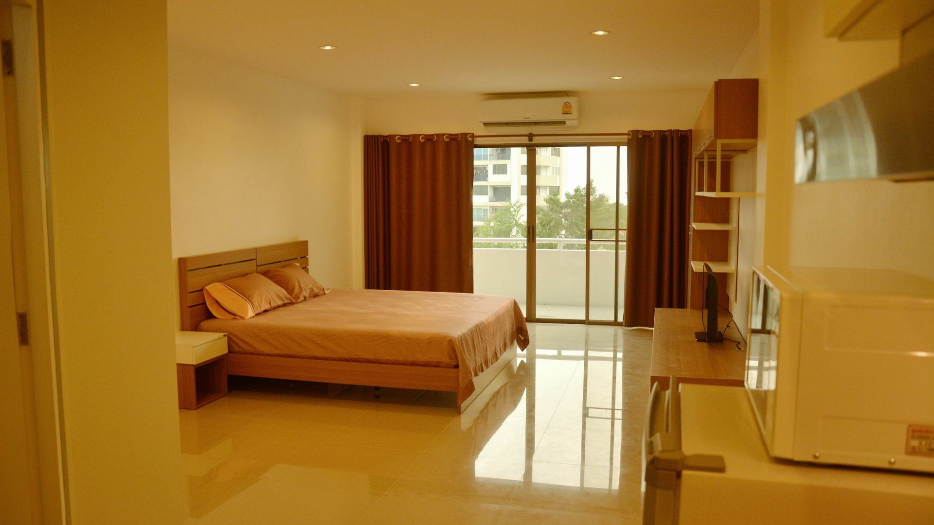 Jomtien Hill Pratamnak Apartment Pattaya