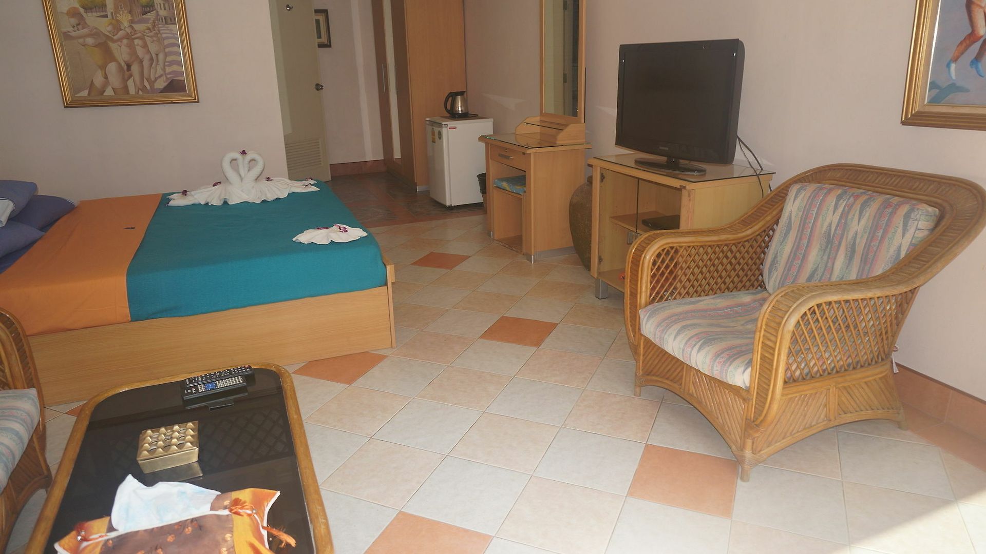 Hotel Oranje 3*