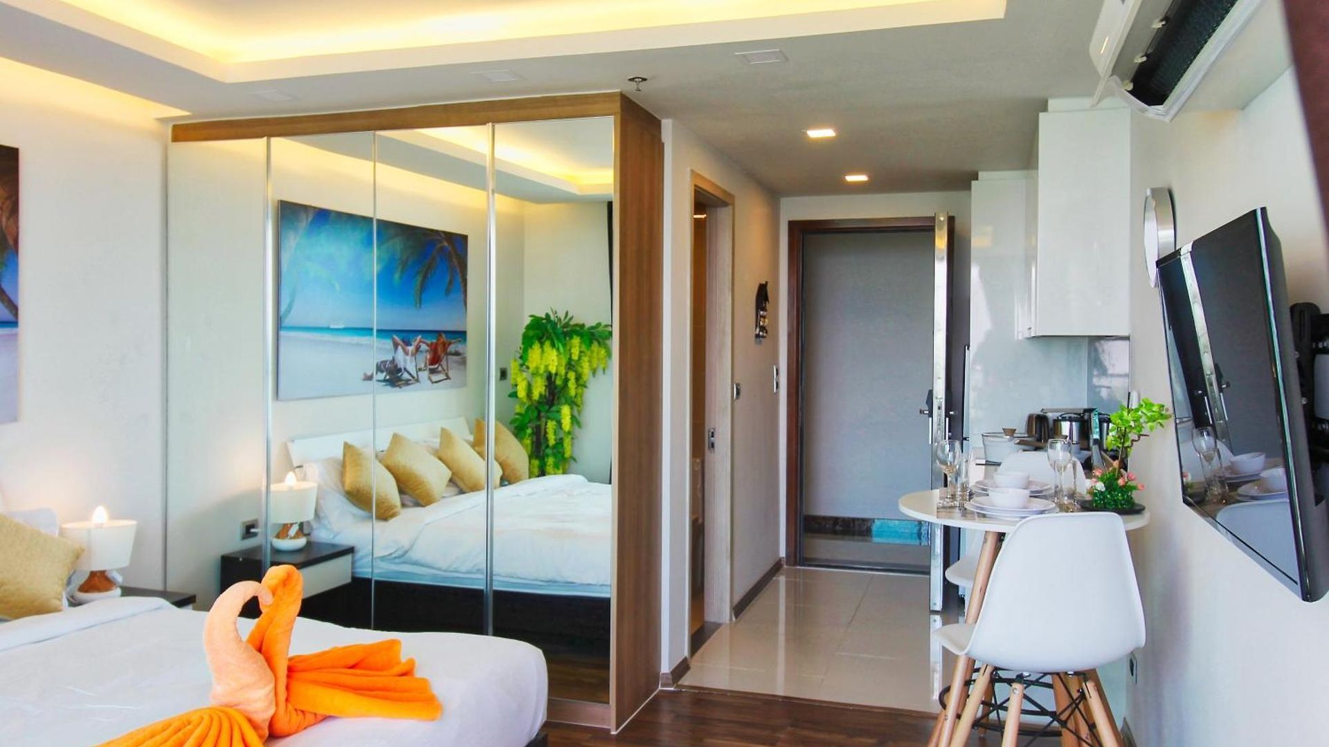 The Peak Towers - Luxury High Floor Ocean View - 2 Pools & Gym อพาร์ทเม้น