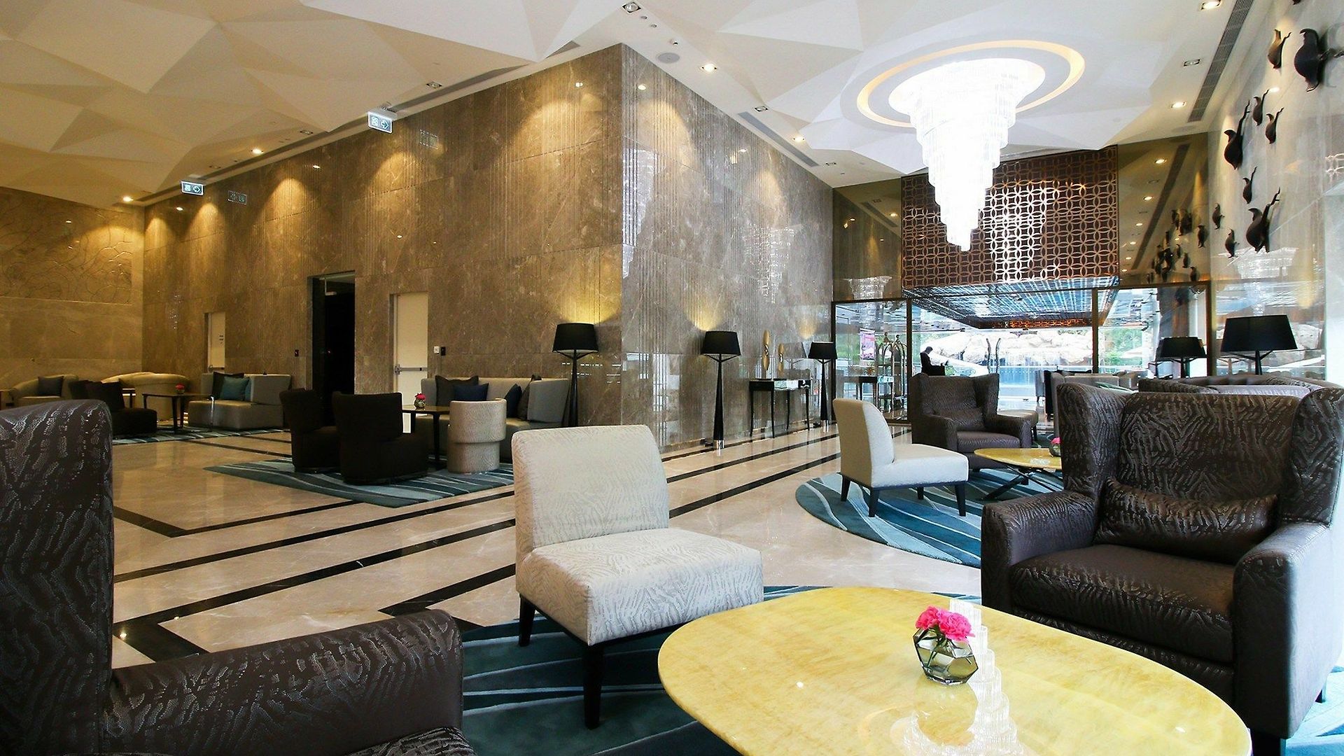 โรงแรม Amari Residences