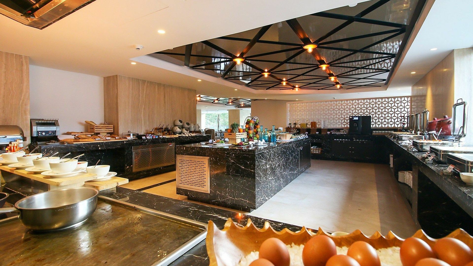 Amari Residences โรงแรม