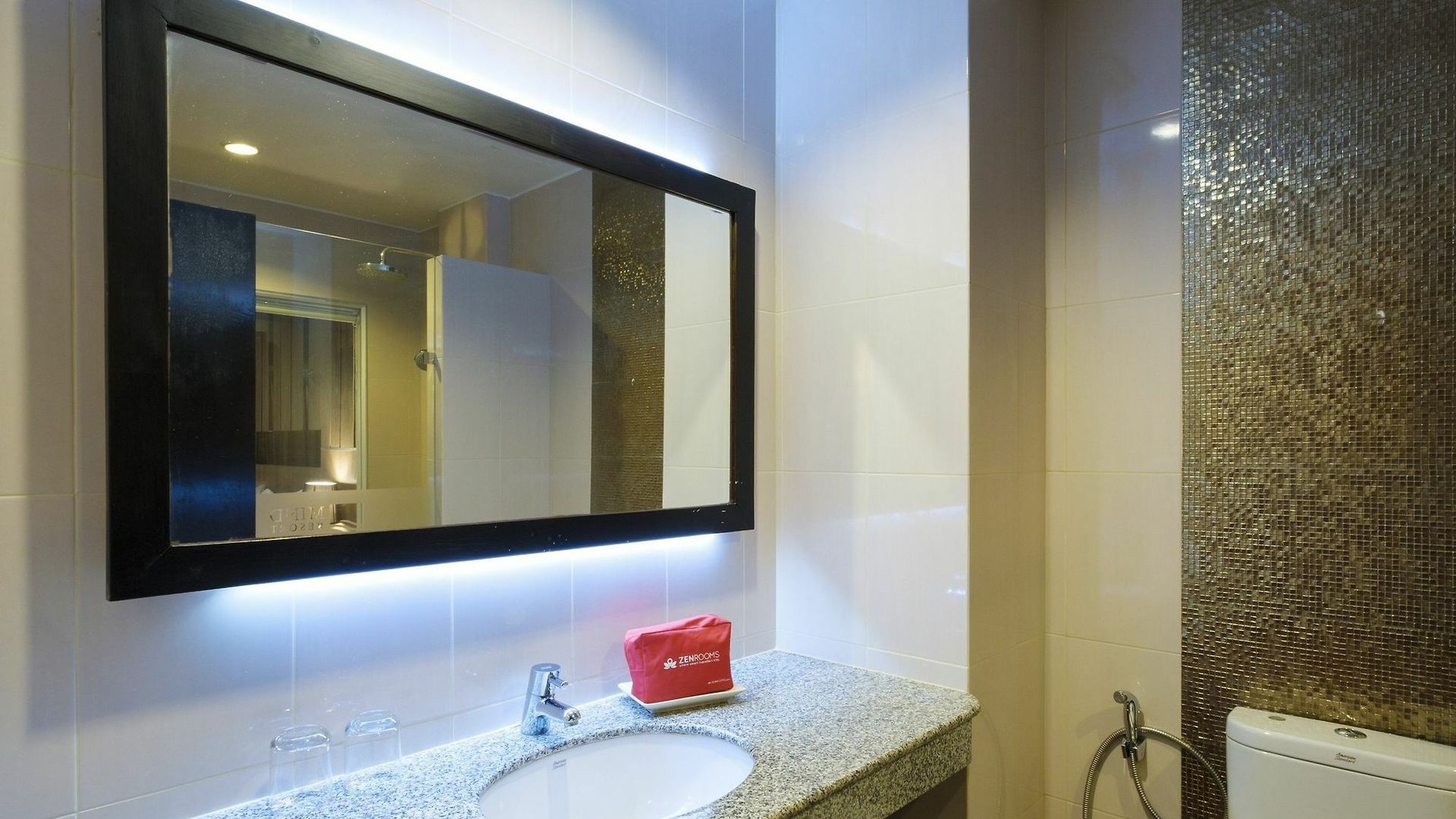 โรงแรม Zen Mind