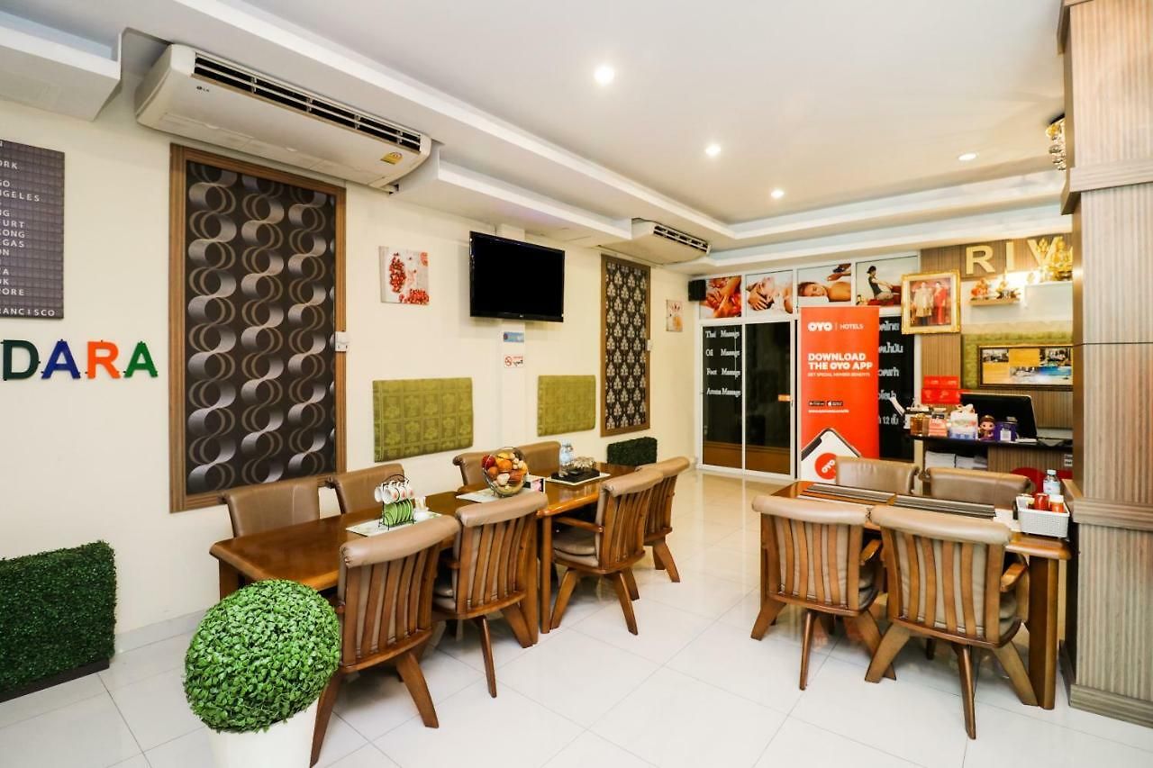 โรงแรม Oyo 146 Rivana Boutique By Sandara 3*