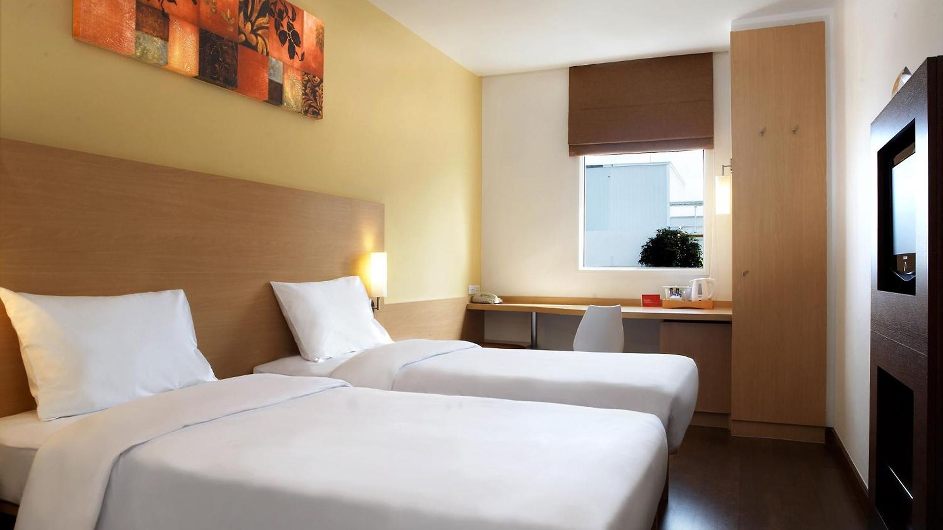 Hotel Ibis 3*