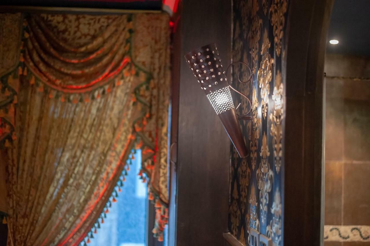 Castle Suites