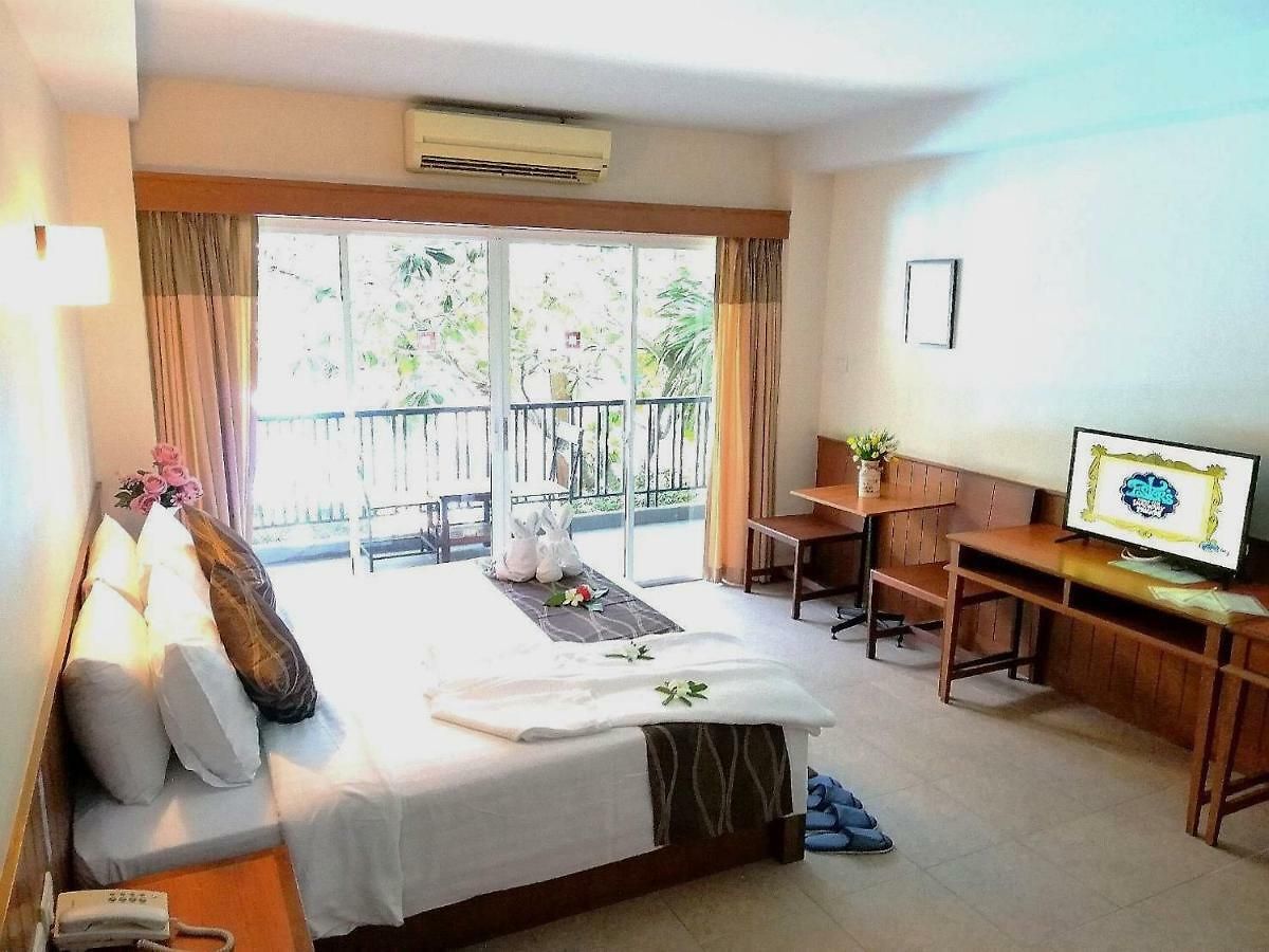 โรงแรม Authong 3*