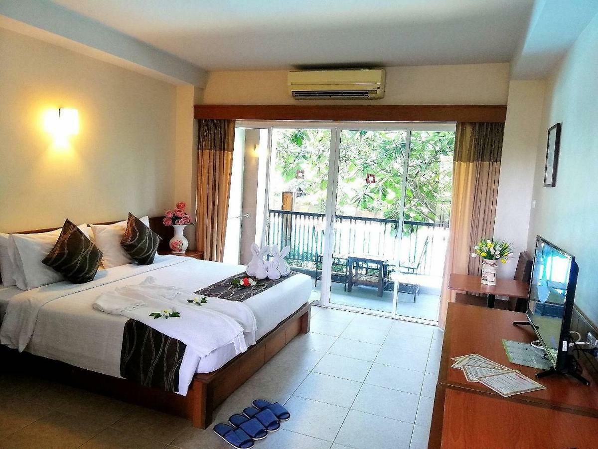 โรงแรม Authong