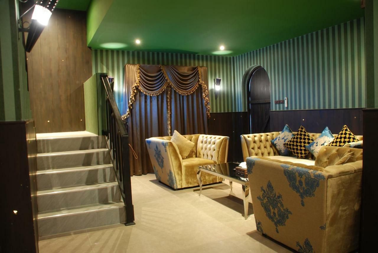 โรงแรม Castle Suites Pattaya