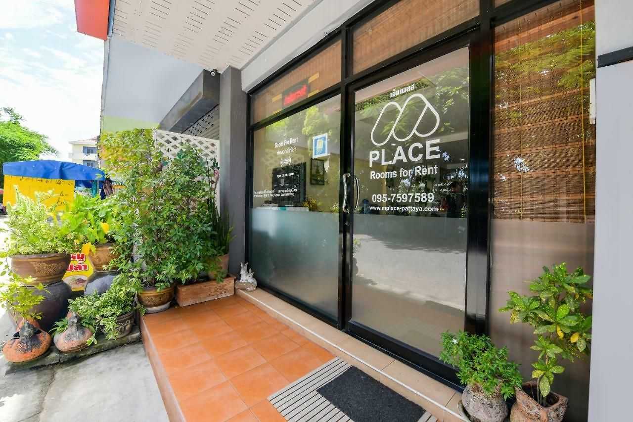Oyo 273 M Place โรงแรม