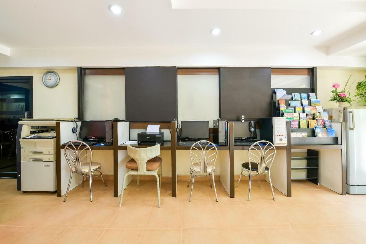 โรงแรม Oyo 273 M Place