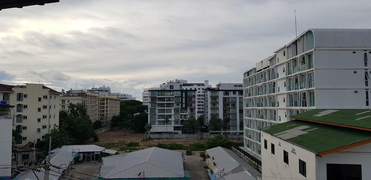 Parinya's Inn Pattaya