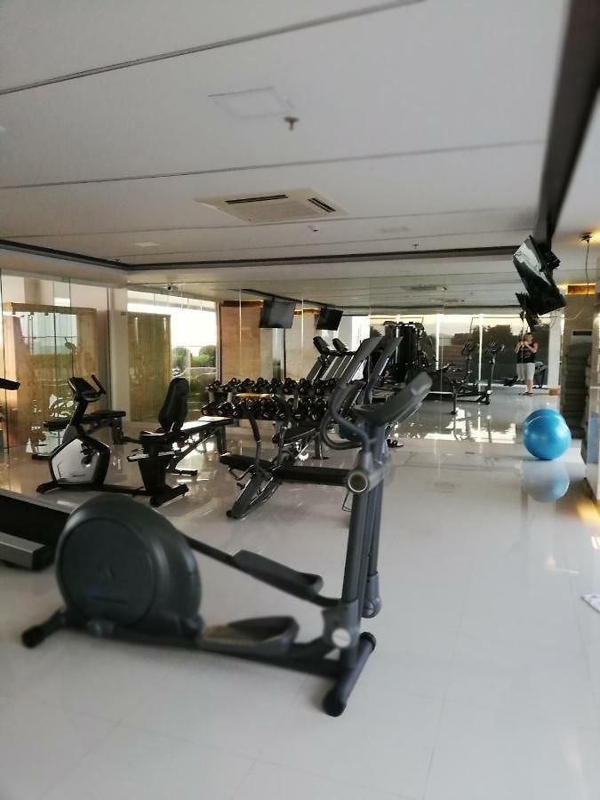 อพาร์ทเม้น The Peak Towers Sea View Pattaya