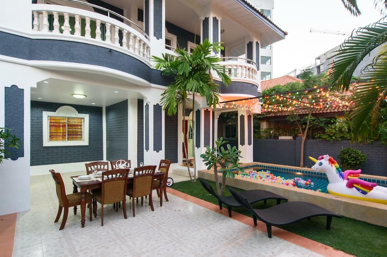 Exquisite Pool D บ้านพัก Pattaya