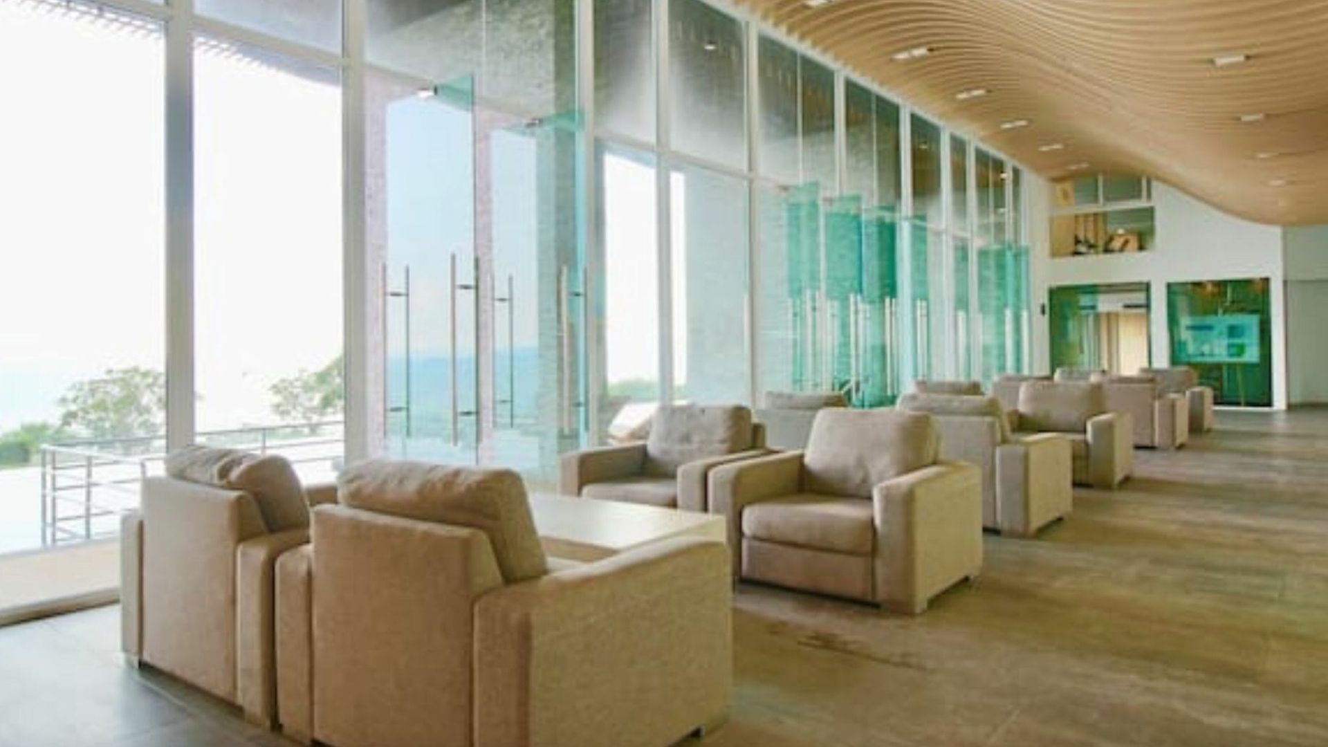 Everyday Beachfront Stylish Luxury Jomtien Pattaya