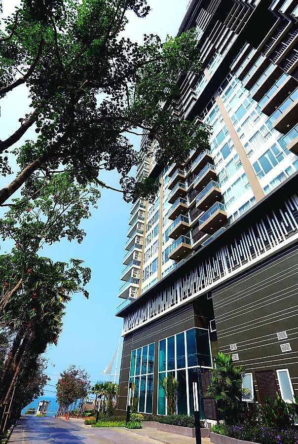 Luxsl Luxurystyleoflife 4 Pattaya