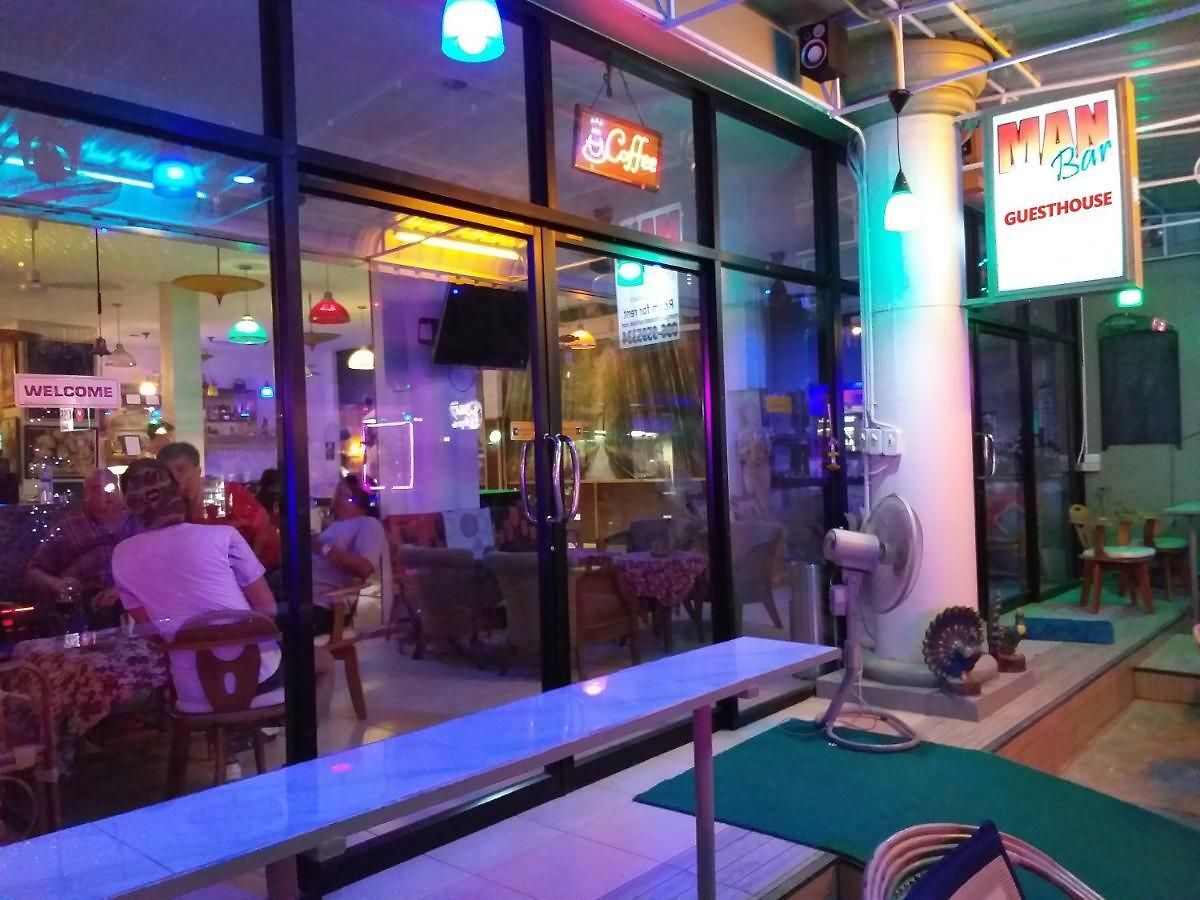 Man Bar *