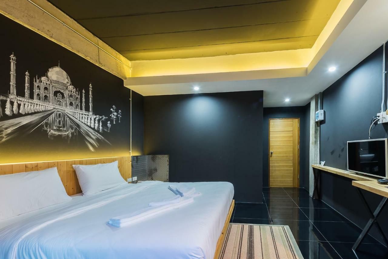 โรงแรม Nine Blue 3*