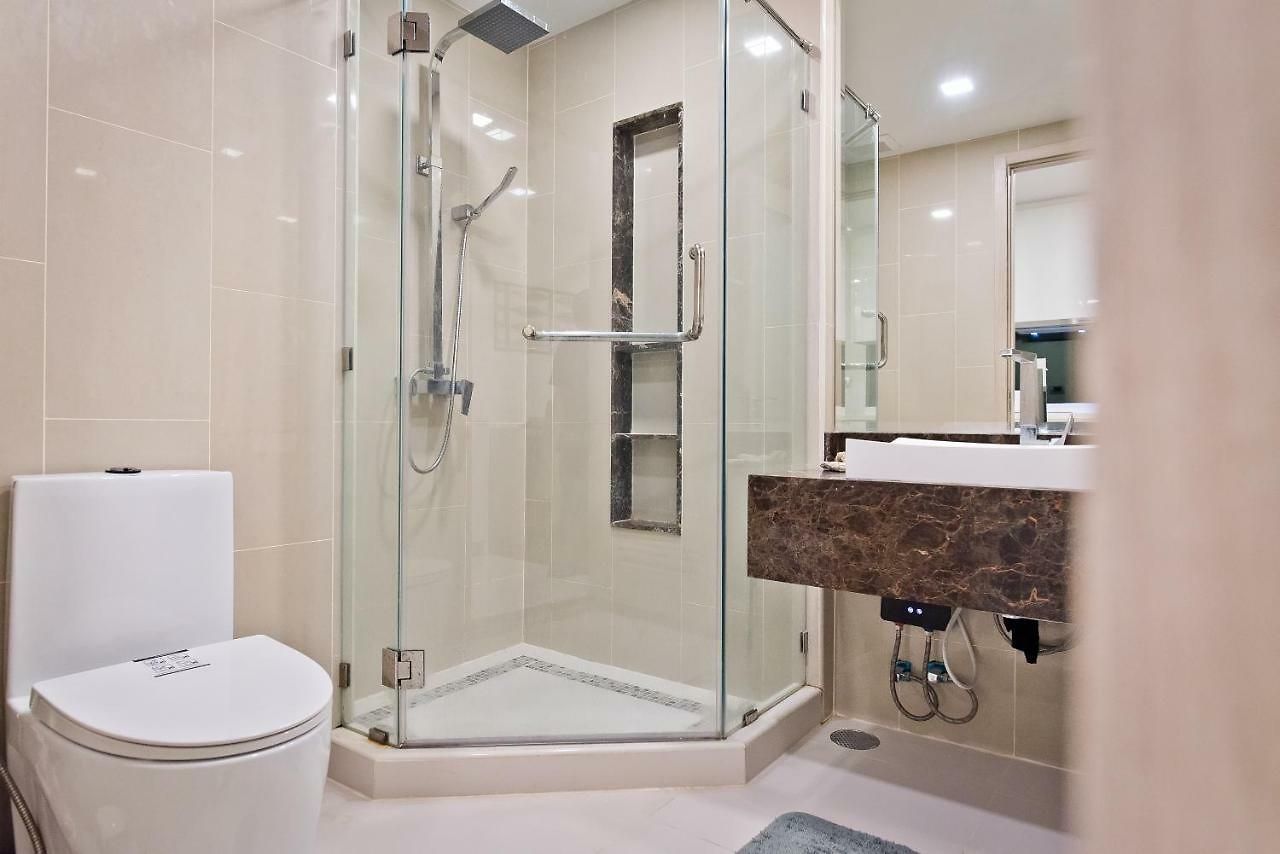 Apartment Stylish In Peak Towers Pattaya