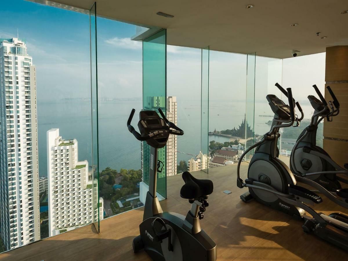 Wongamat Tower อพาร์ทเม้น *