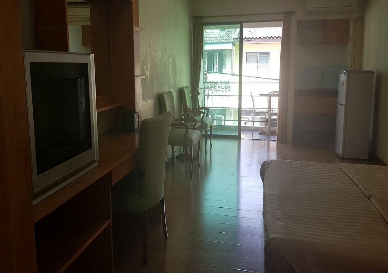 บ้านพัก Smile House *
