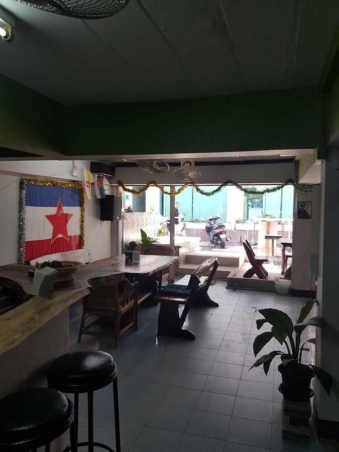 บ้านพัก Yugoslavia *