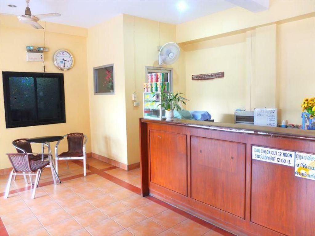 โรงแรม Utid Court