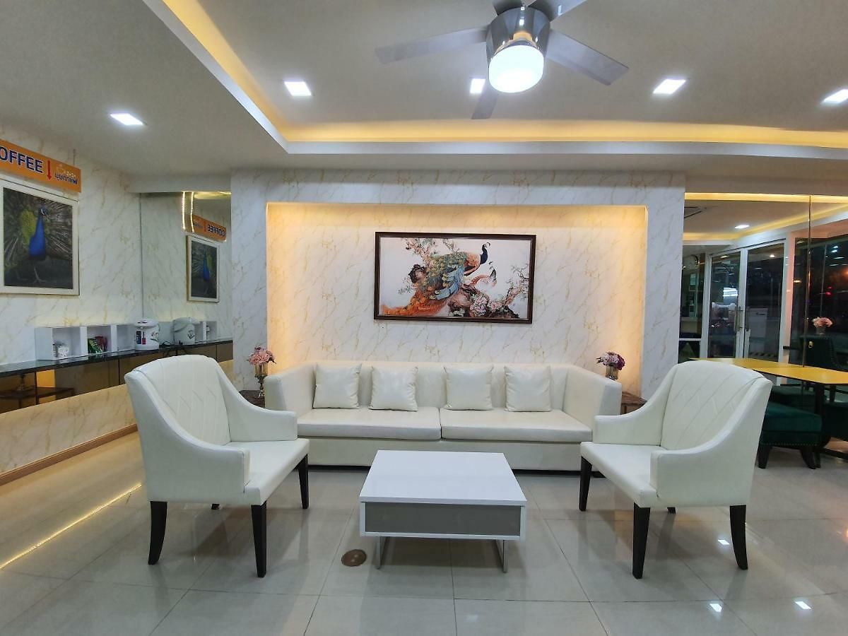 อพาร์ตโฮเทล Burapa Sai3 *
