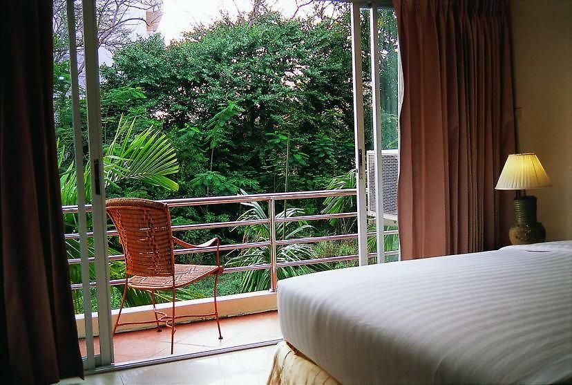 โรงแรม Rajadhani Pattaya
