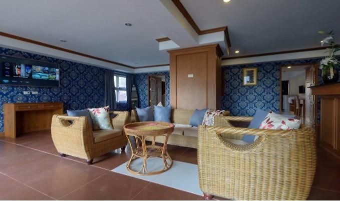 Rajadhani โรงแรม 3*