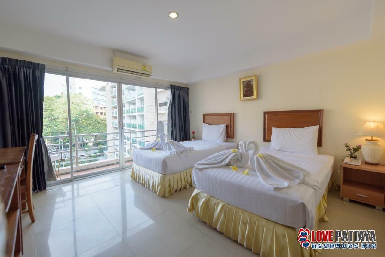 Rajadhani โรงแรม 3*