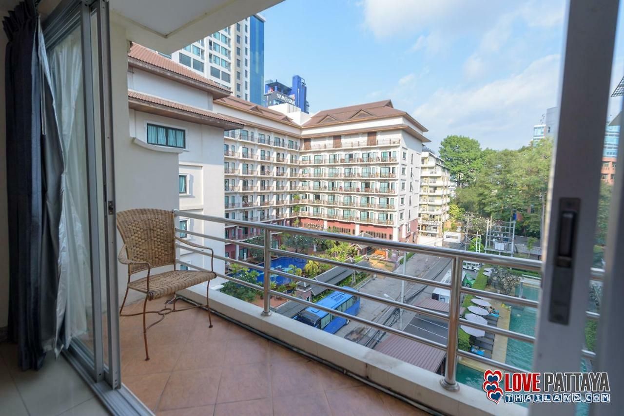 Rajadhani โรงแรม 3*